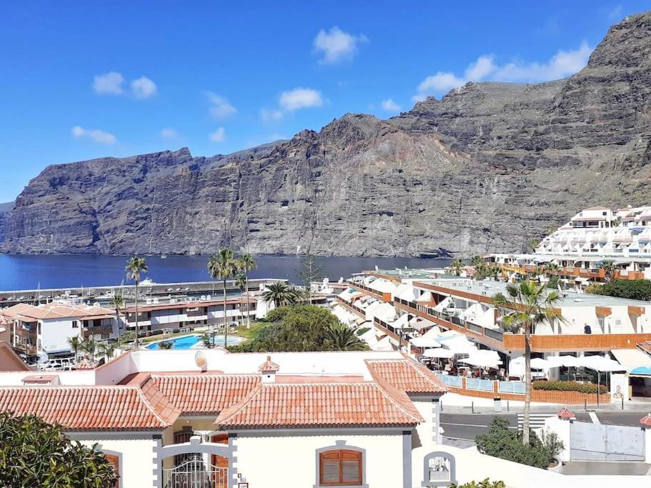 Апартаменти Amazing View Los Gigantes & La Gomera Acantilado de los Gigantes Екстер'єр фото
