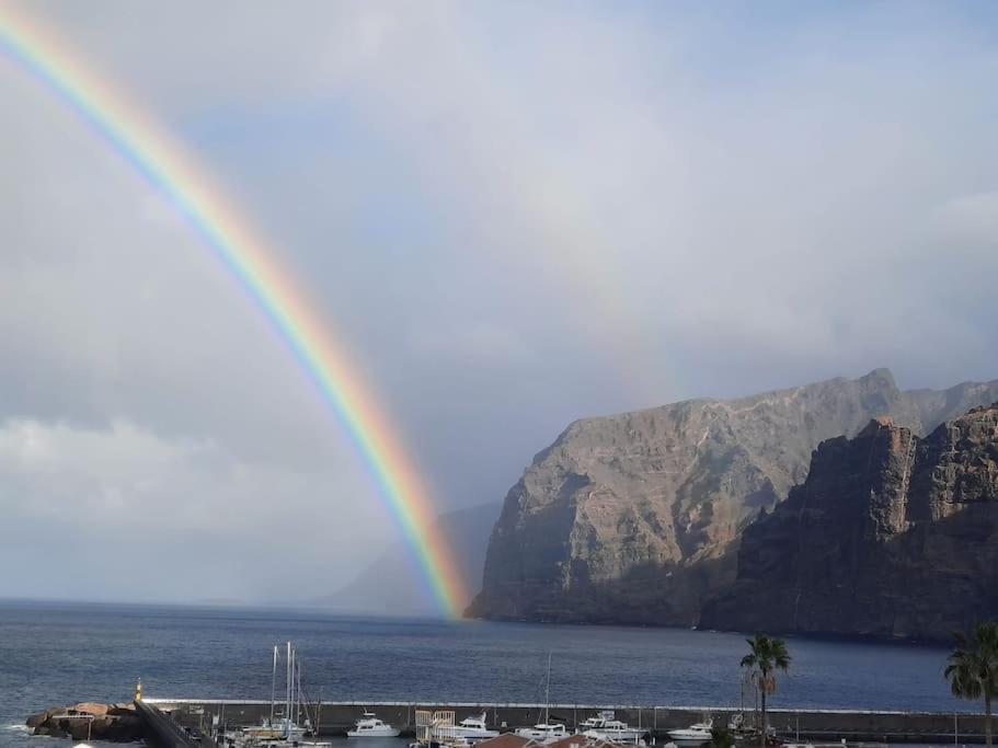 Апартаменти Amazing View Los Gigantes & La Gomera Acantilado de los Gigantes Екстер'єр фото